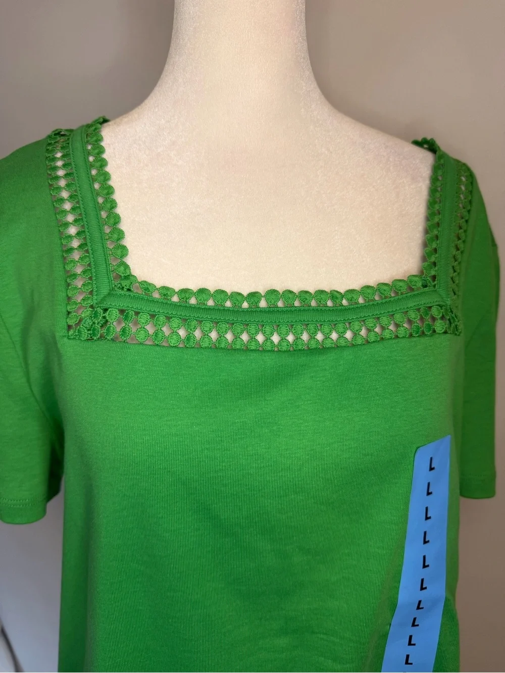 Kelly Green Square-Neck Open Pattern Crochet Look Trim Women's Top